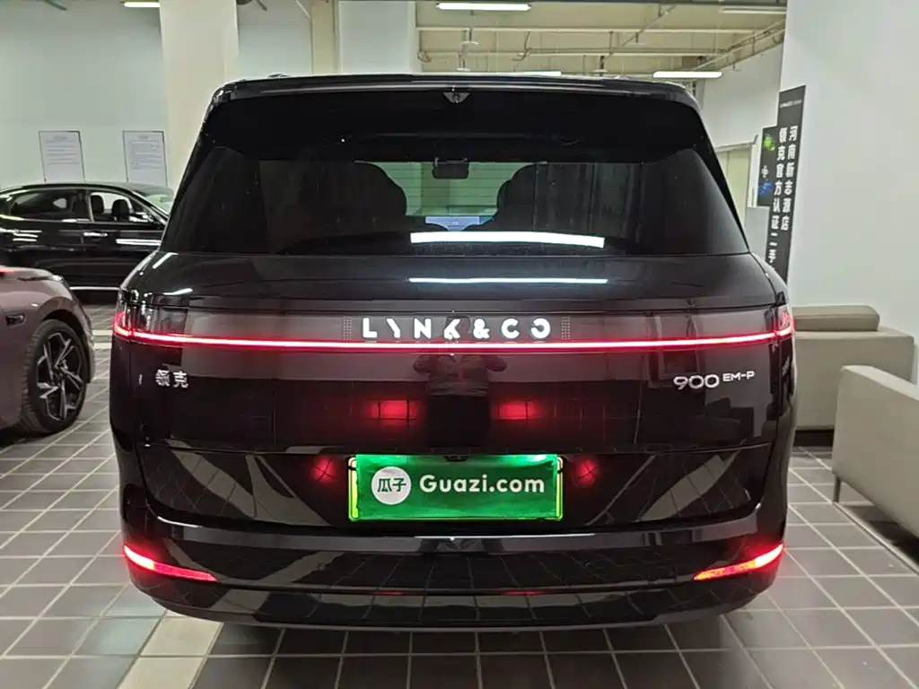 Lynk & Co 900 — миниатюра 6