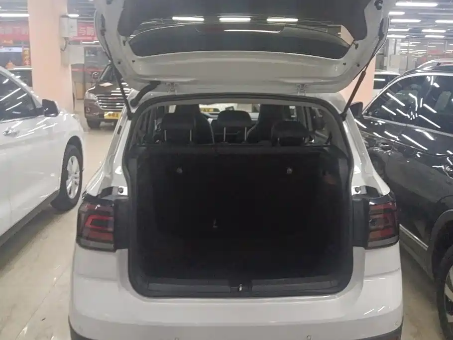 Volkswagen T-Cross — миниатюра 4