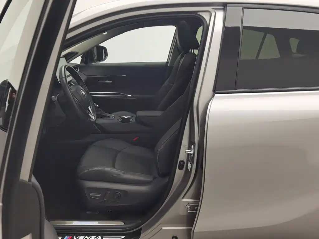 Toyota Venza — миниатюра 10