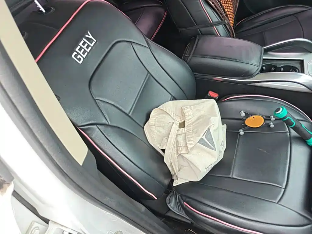 Geely Boyue — миниатюра 25