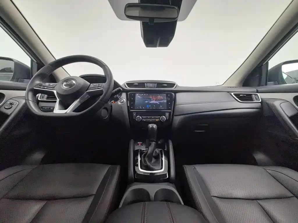 Nissan Qashqai — миниатюра 5
