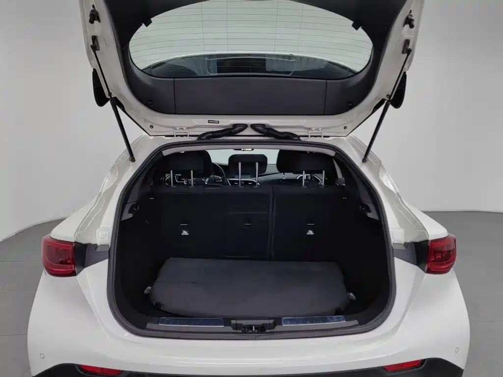 Infiniti QX30 — миниатюра 16