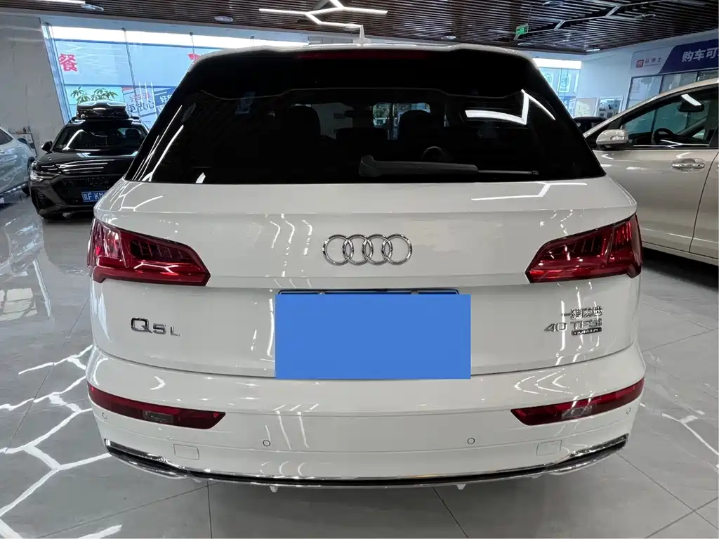 Audi Q5L — миниатюра 4