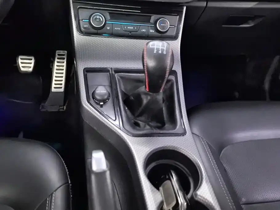 Geely Emgrand GS — миниатюра 16