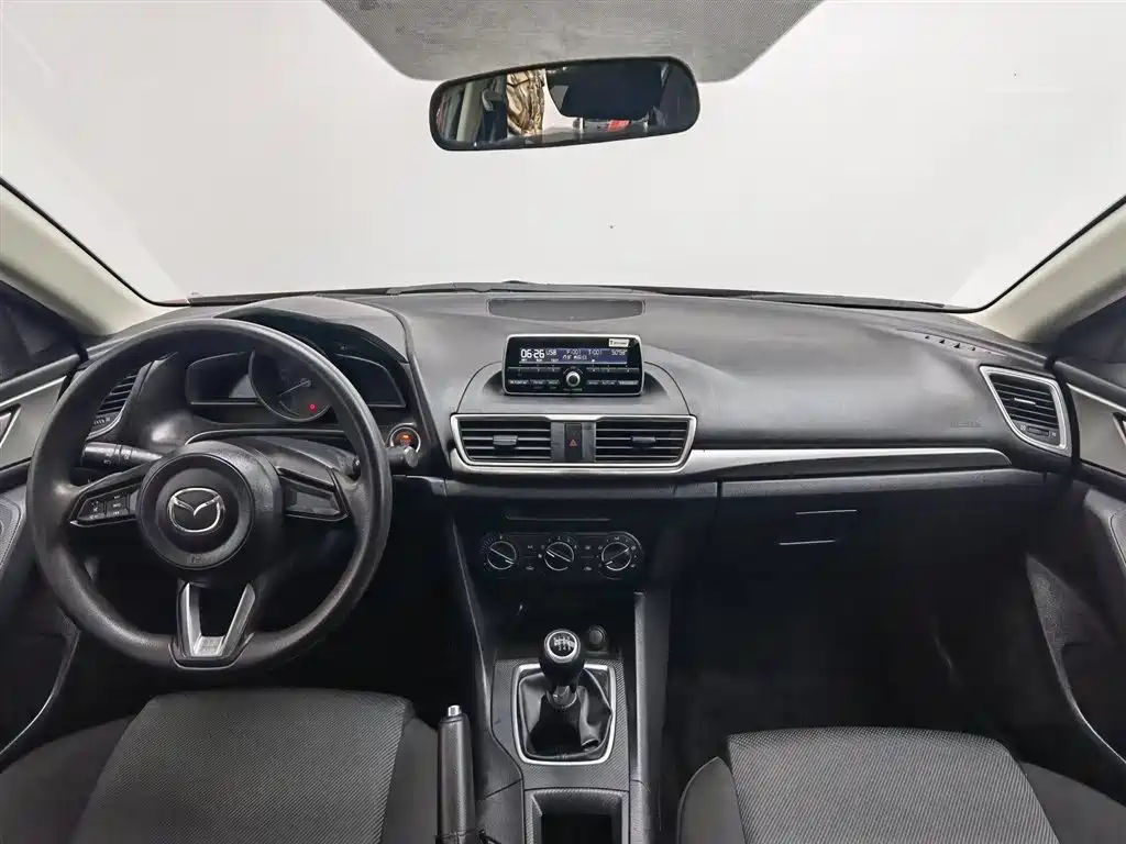 MAZDA 3 ANGKESAILA