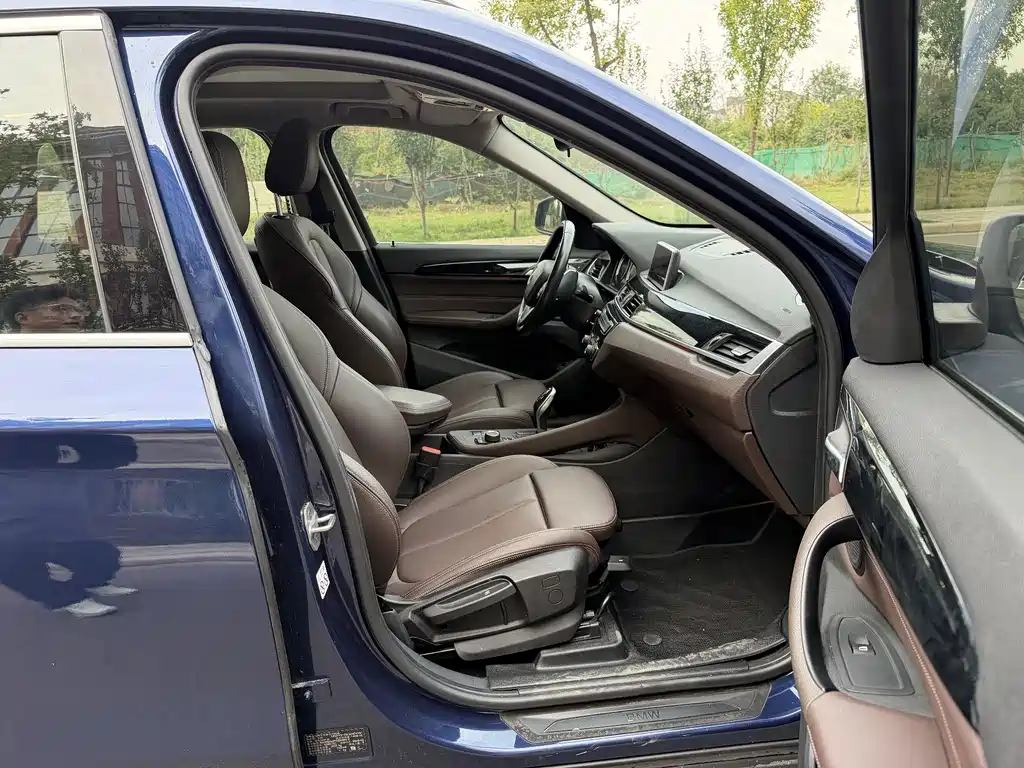 BMW X1 — миниатюра 10