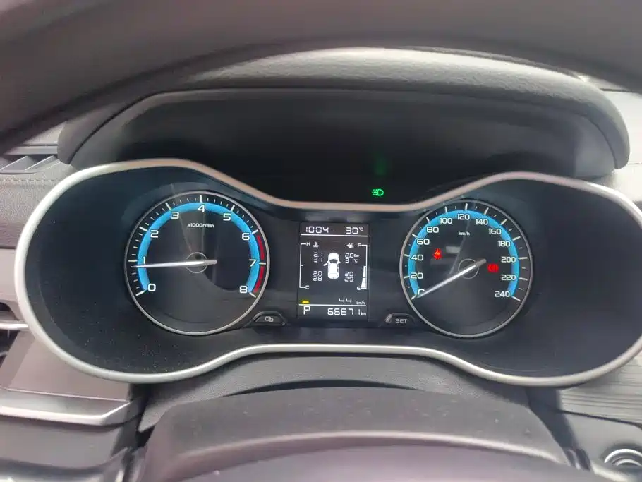 Geely Emgrand — миниатюра 14