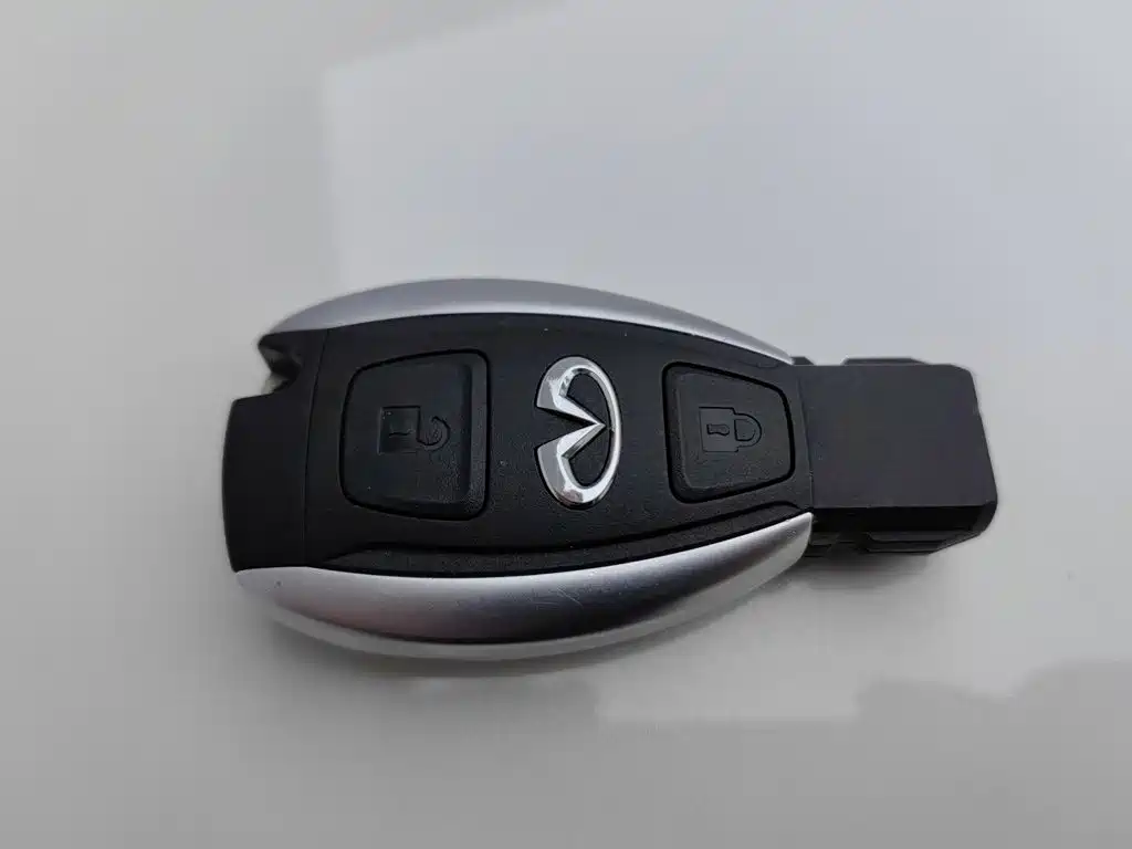 Infiniti QX30 — миниатюра 19