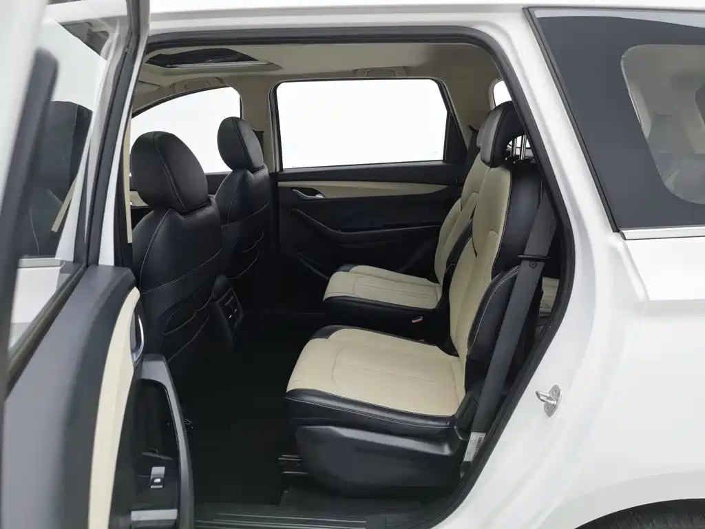 Baojun 360 — миниатюра 15