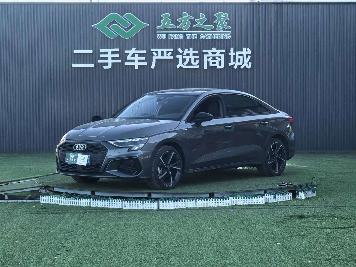 Audi A3 1.4 л 2022 г. Серебристо-серый, пробег 39000 км