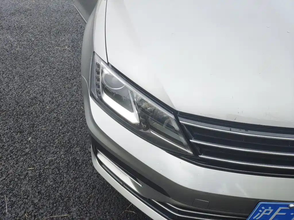 Volkswagen Sagitar — миниатюра 7