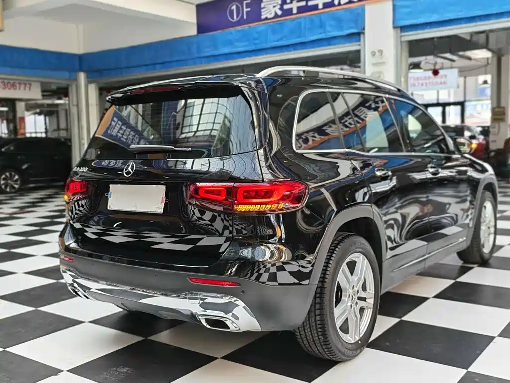 Mercedes-Benz GLB — миниатюра 6