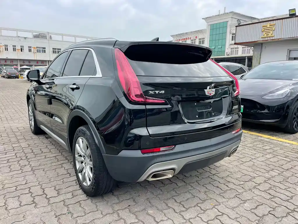 Cadillac XT4 — миниатюра 9