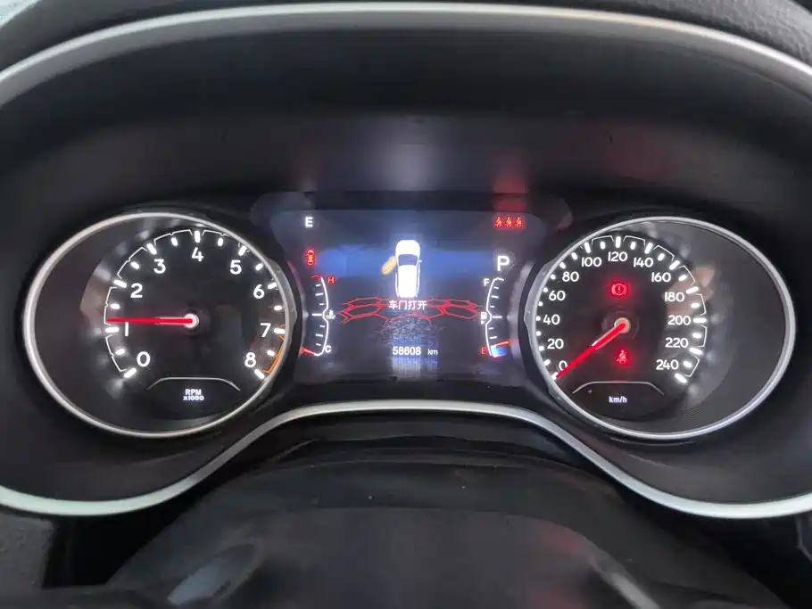 Jeep Compass — миниатюра 14
