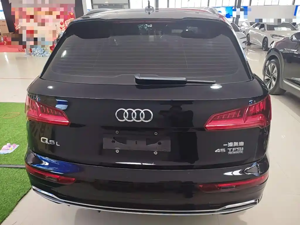 Audi Q5L — миниатюра 6