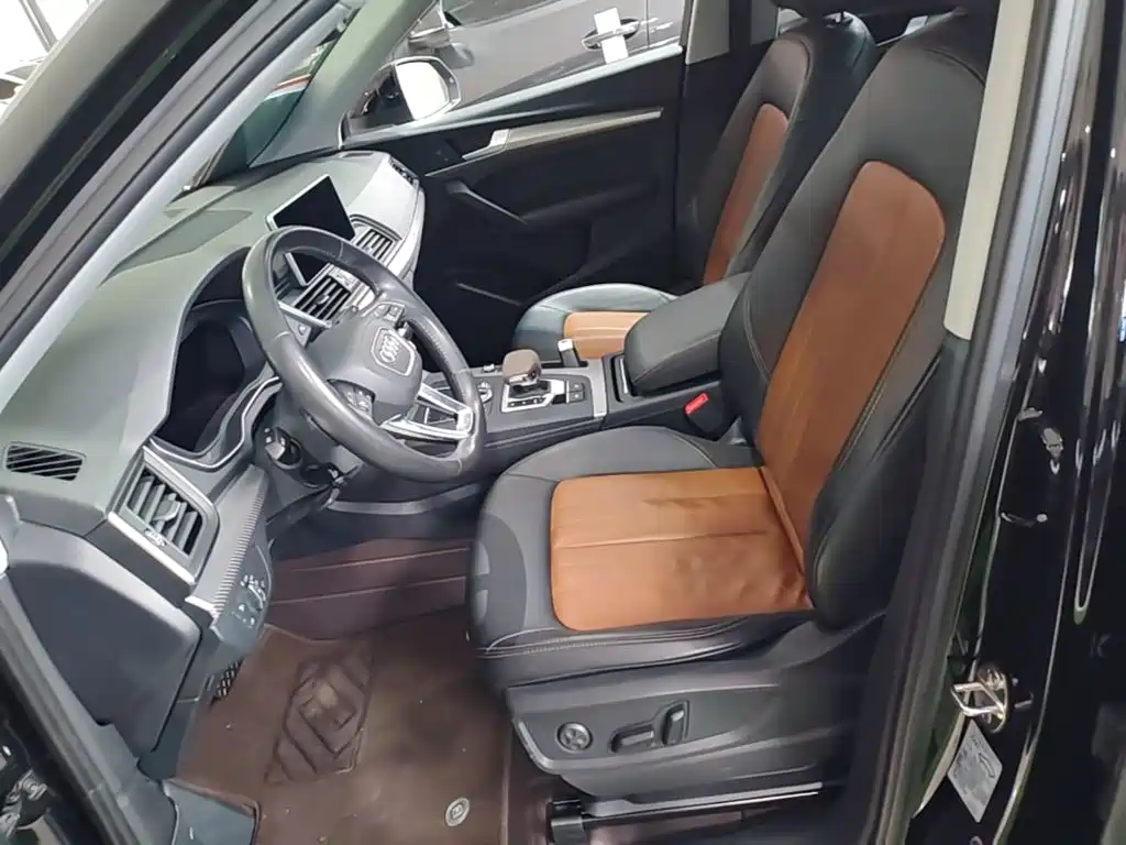 Audi Q5L — миниатюра 15