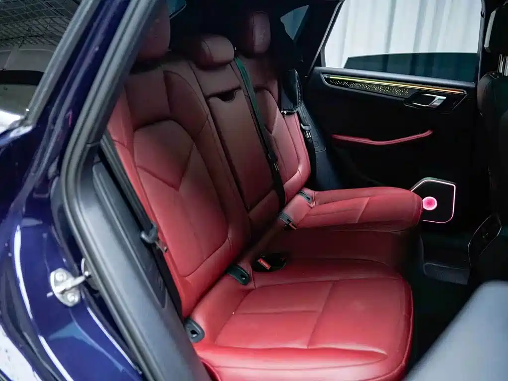 Porsche Macan — миниатюра 8