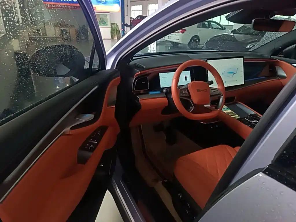 BYD Sealion 07 EV — миниатюра 16