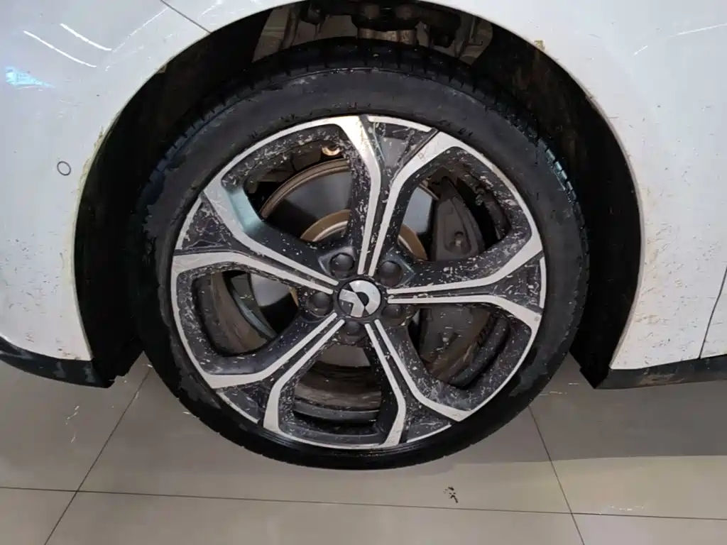 NIO ET5 — миниатюра 23