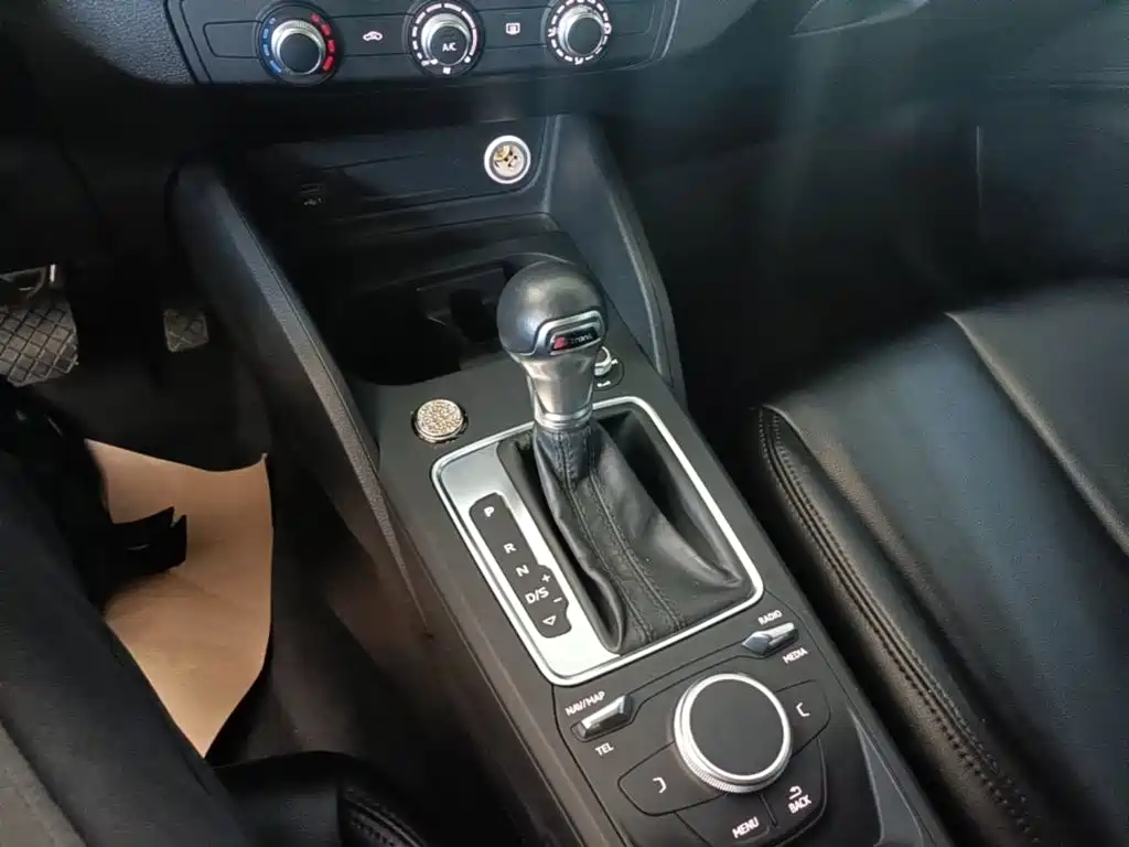 Audi Q2L — миниатюра 14