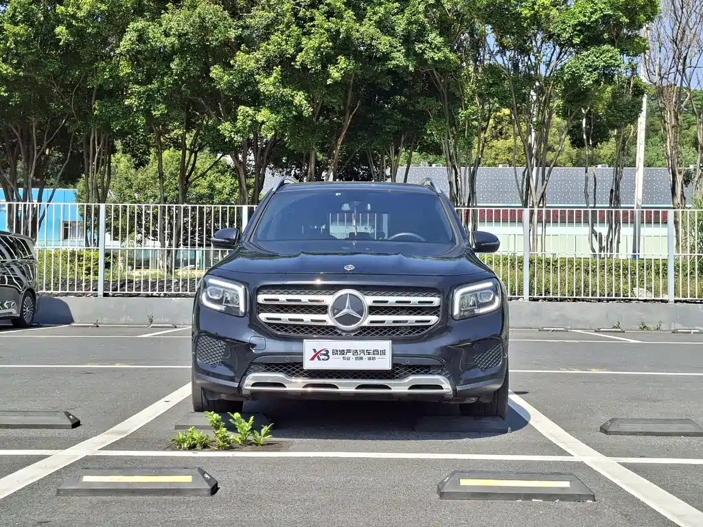 Mercedes-Benz GLB — миниатюра 2
