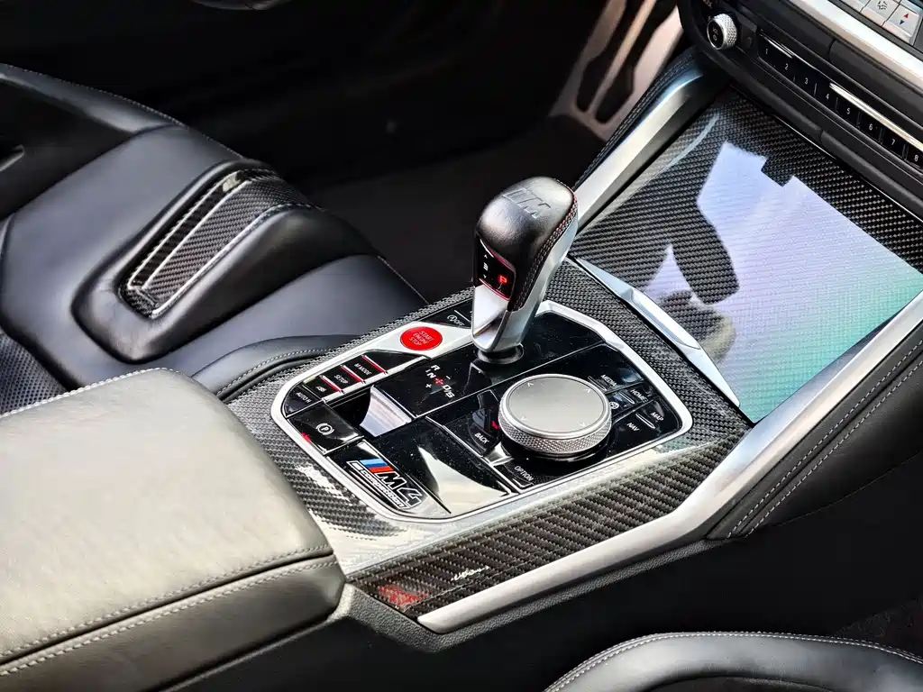 BMW M4 — миниатюра 13