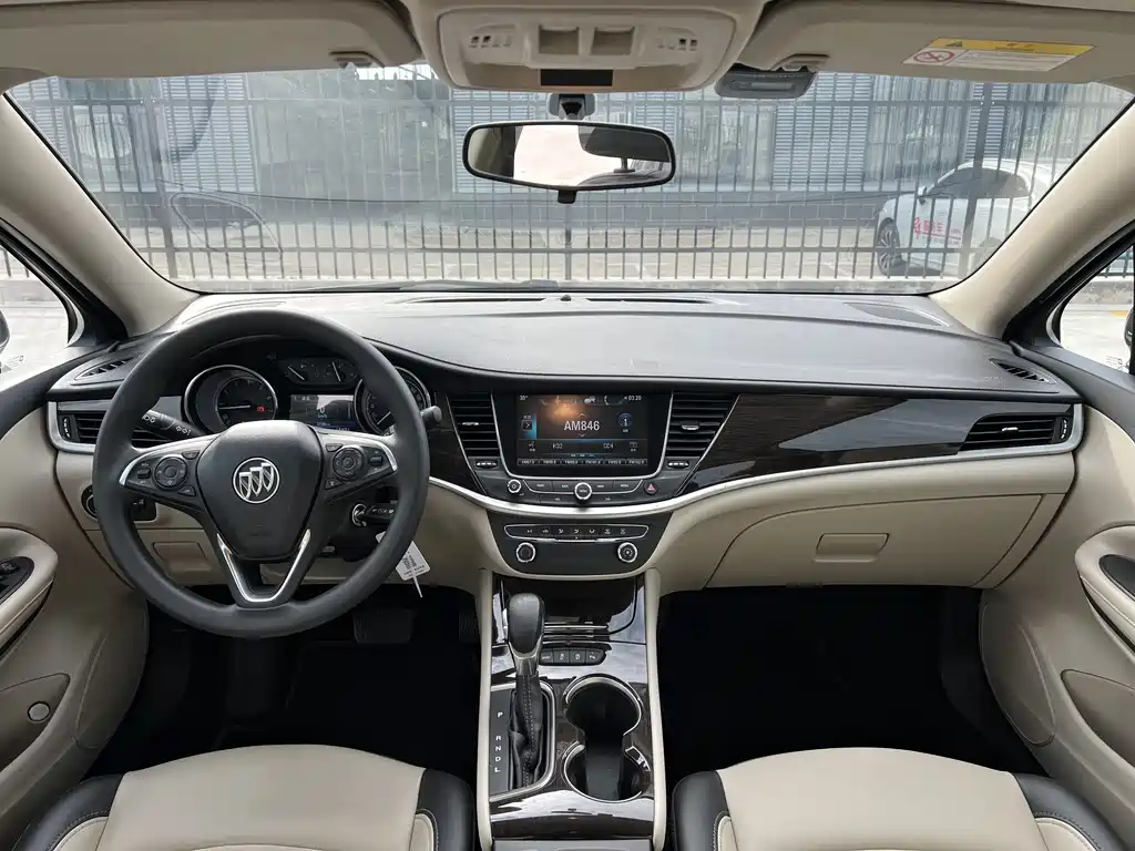 Buick Verano — миниатюра 12