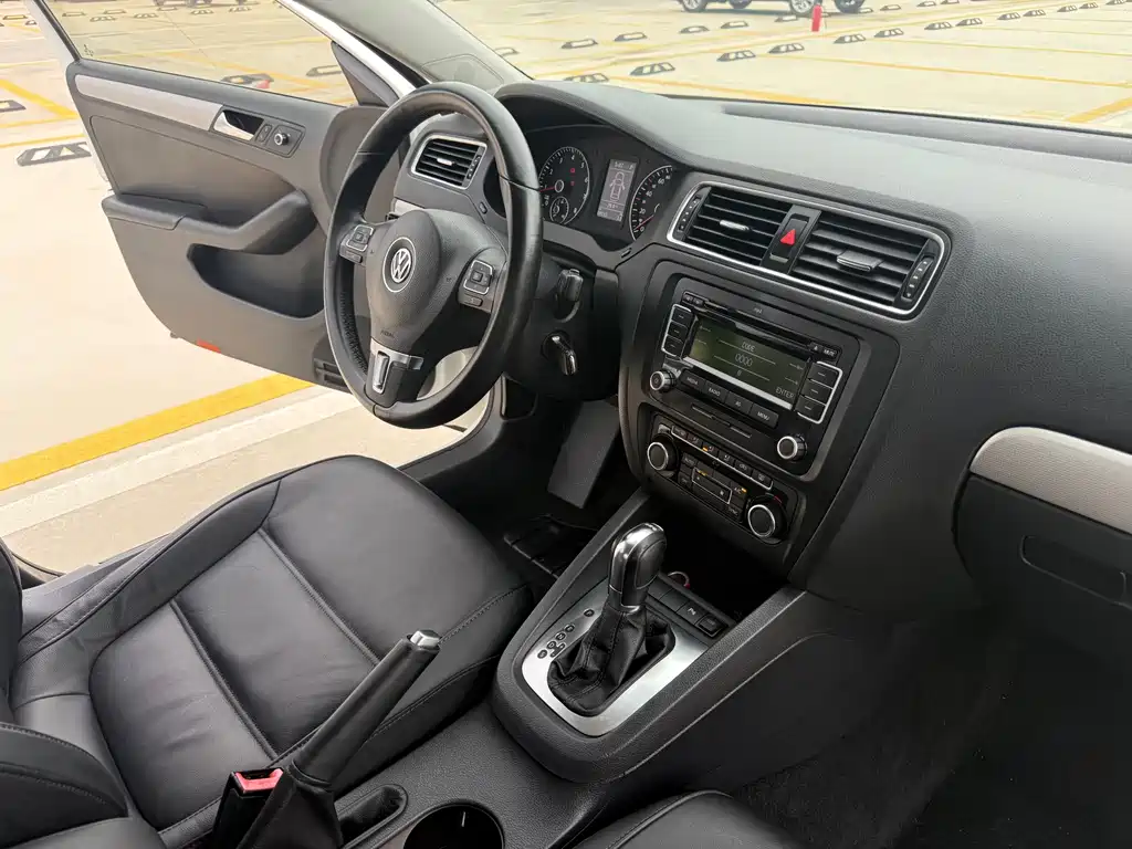 Volkswagen Sagitar — миниатюра 11