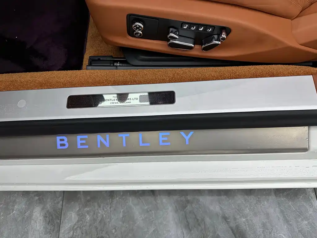 Bentley Continental — миниатюра 18