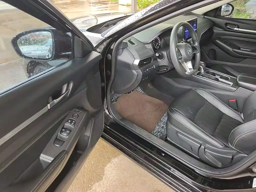 Nissan Teana — миниатюра 16