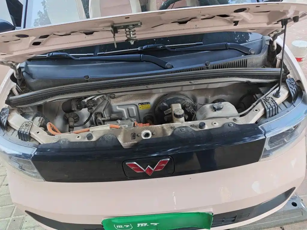 Wuling MINIEV — миниатюра 11