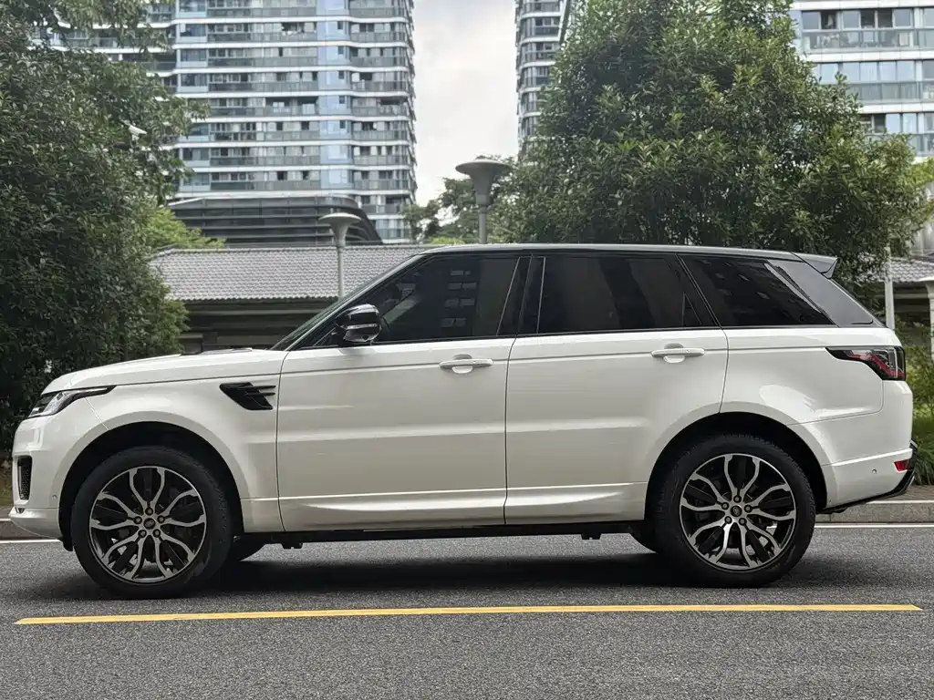 Land Rover Range Rover Sport 2022 3.0 L6