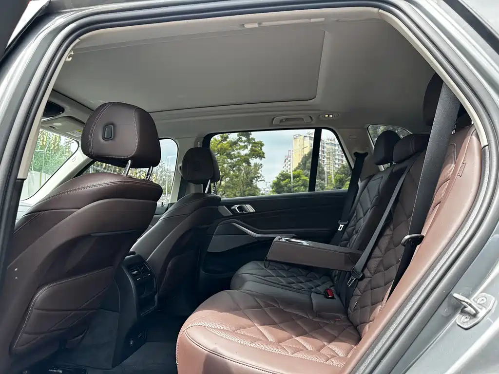 BMW X5 — миниатюра 9