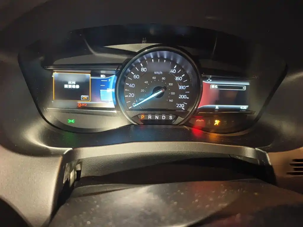 Ford Explorer (Import) — миниатюра 4