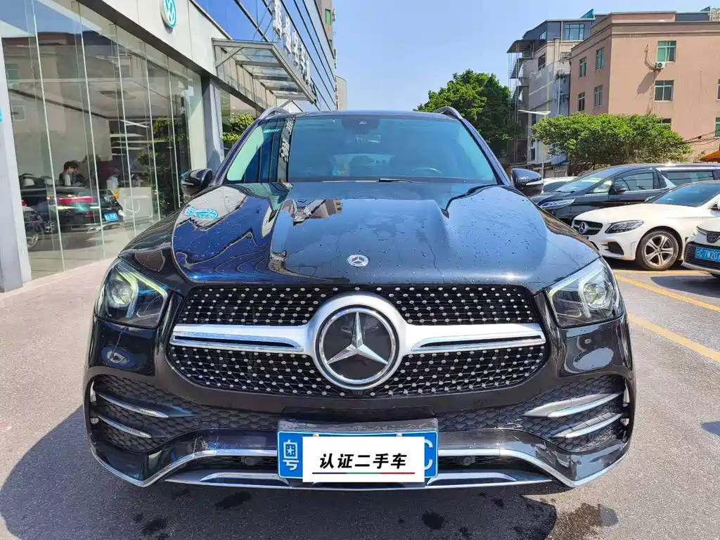 Mercedes-Benz GLE (Import) — миниатюра 2