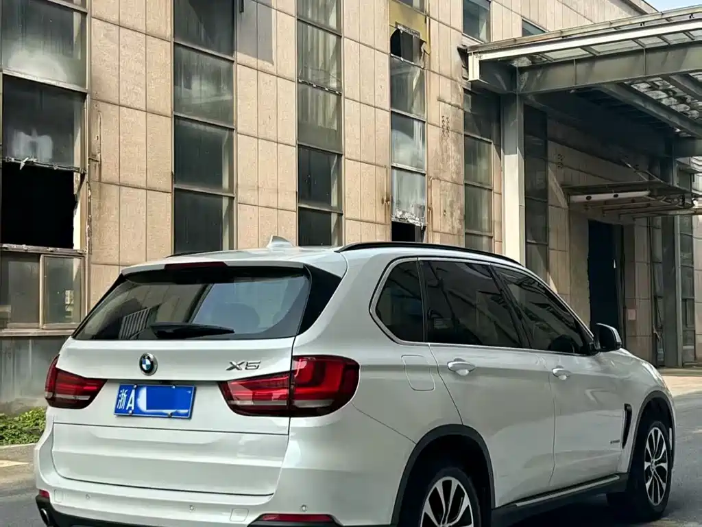 BMW X5 2014 xDrive35i Lead