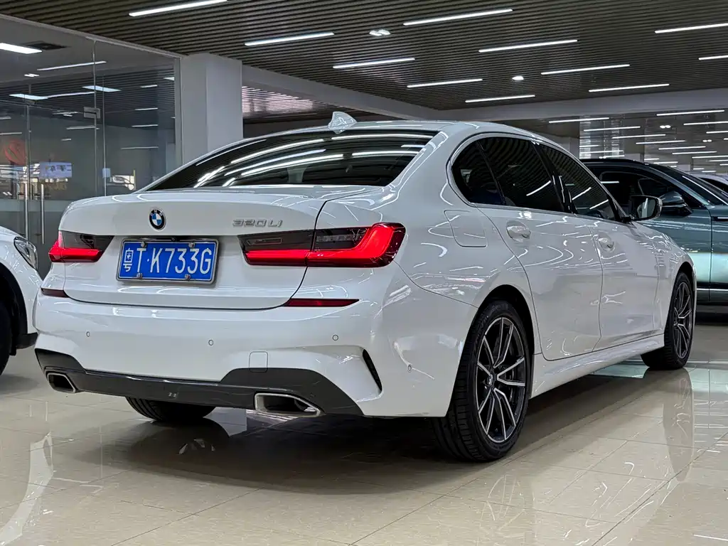 BMW 3 Series — миниатюра 9