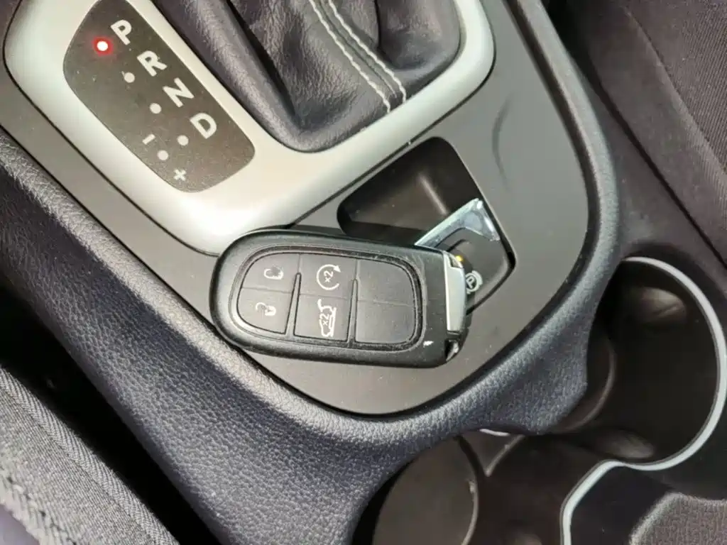Jeep Cherokee — миниатюра 9