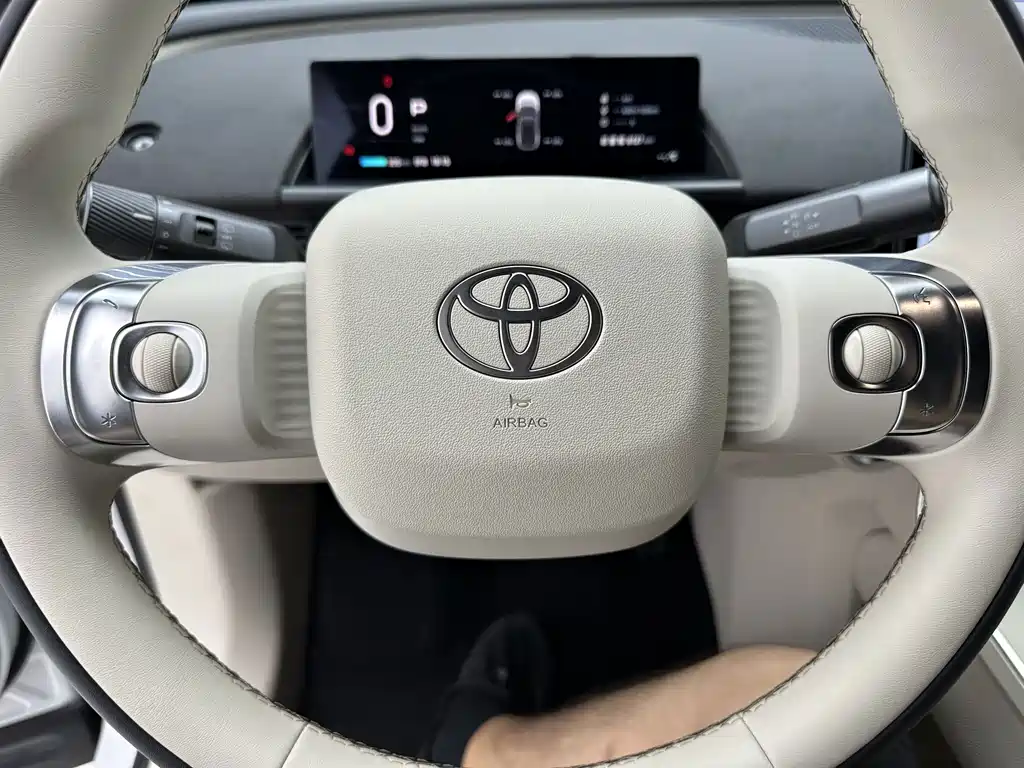 Toyota bZ3X - фото 14