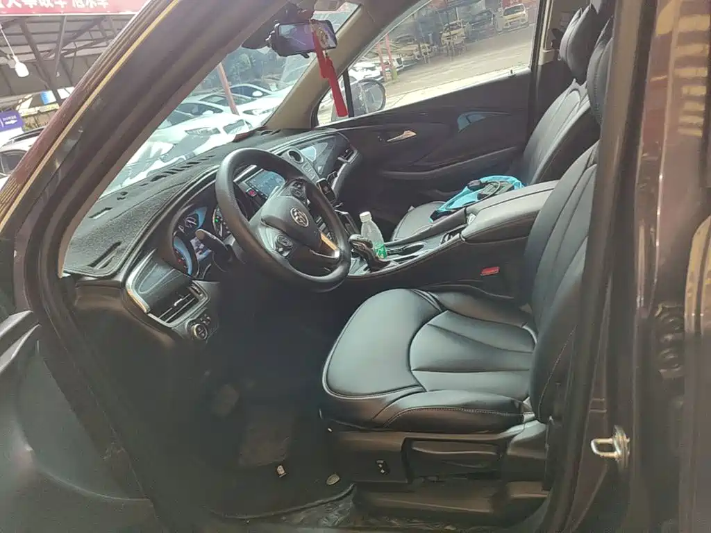 Buick Envision Plus — миниатюра 15