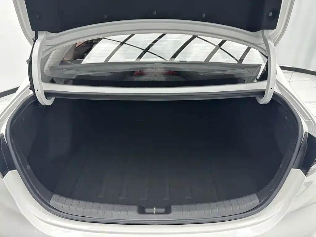 Kia K3 — миниатюра 16