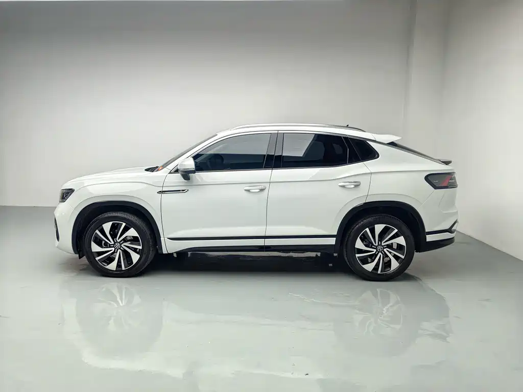 Volkswagen X — миниатюра 6