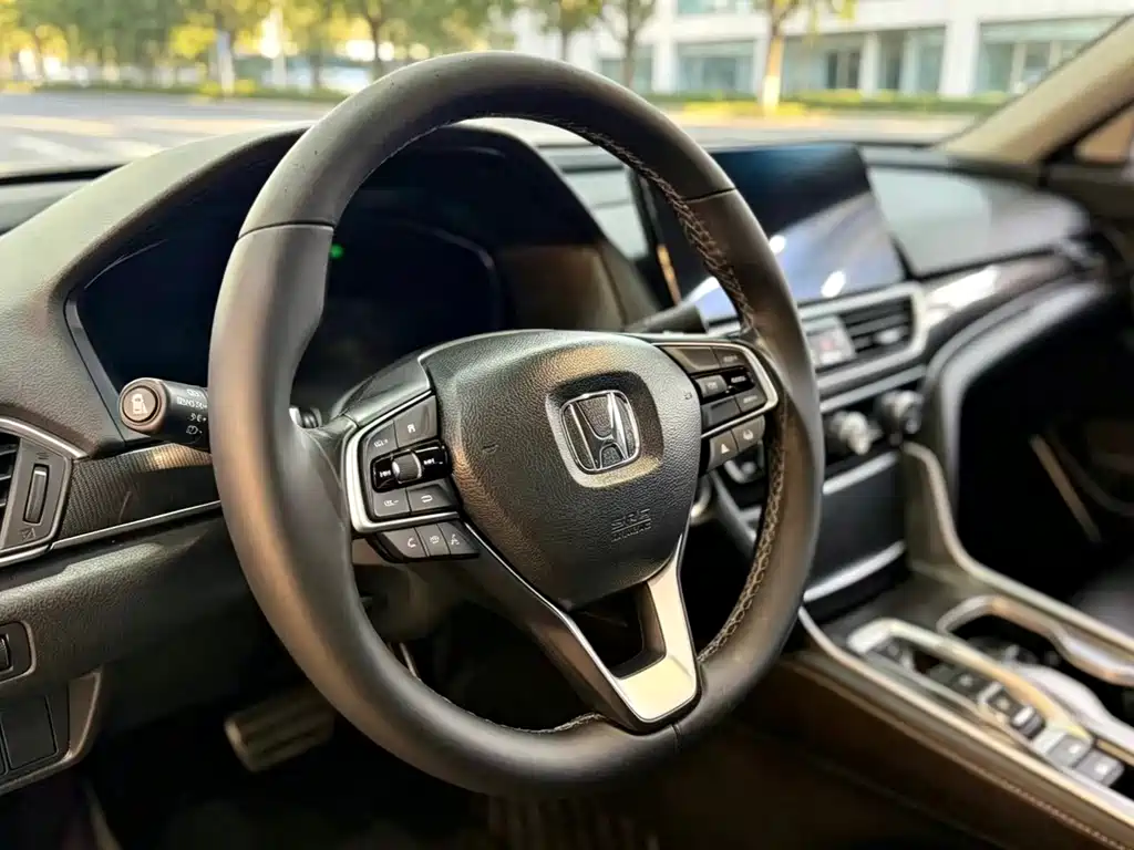 Honda Accord — миниатюра 5