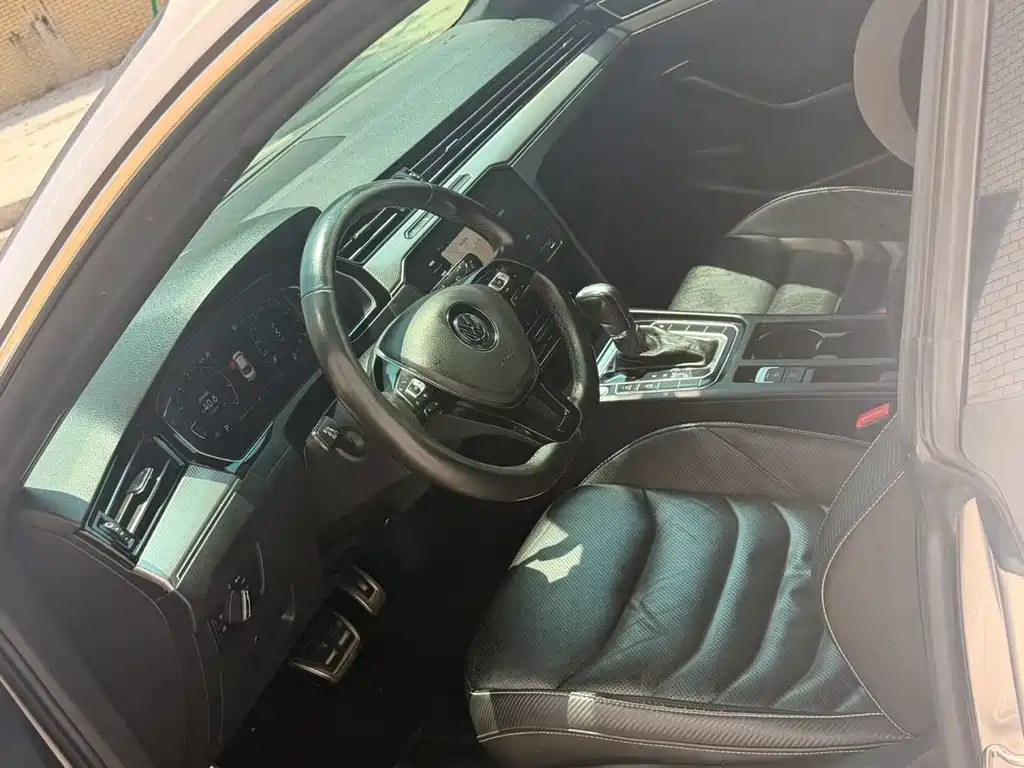 Volkswagen CC — миниатюра 7