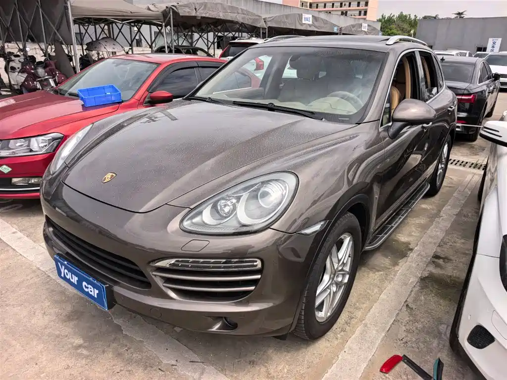 Porsche Cayenne 2012