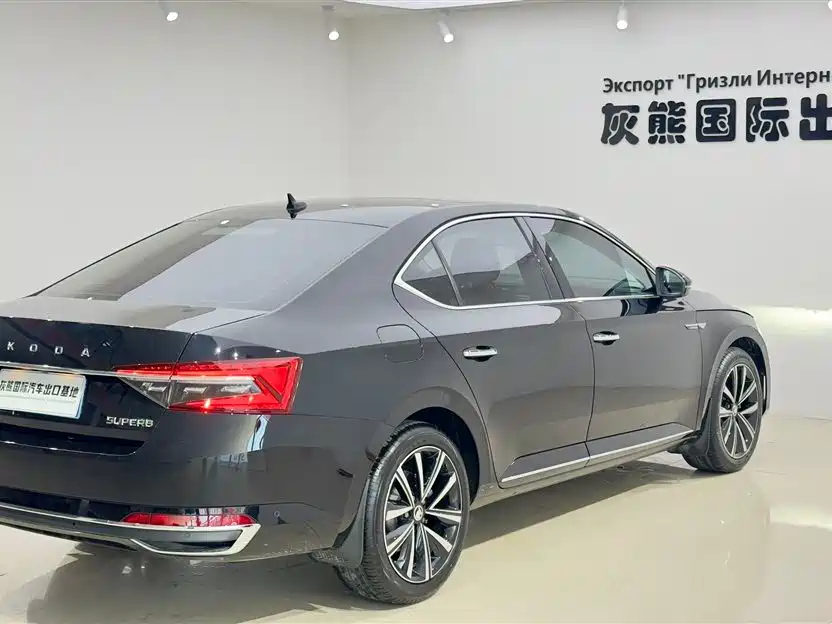 Skoda Superb 2023 TSI280 DSG Premium