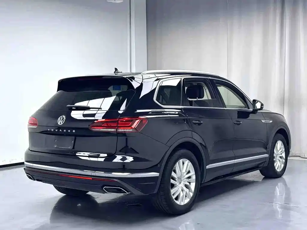 Volkswagen Touareg — миниатюра 2
