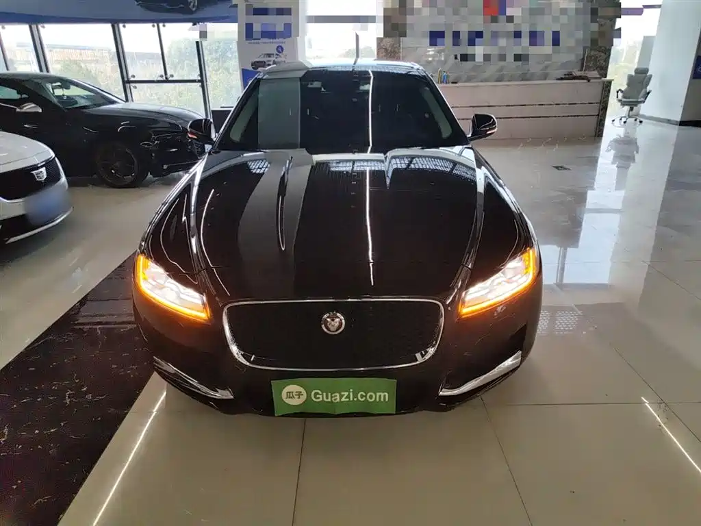 Jaguar XFL 2020 XFL 2.0T P250 Luxury