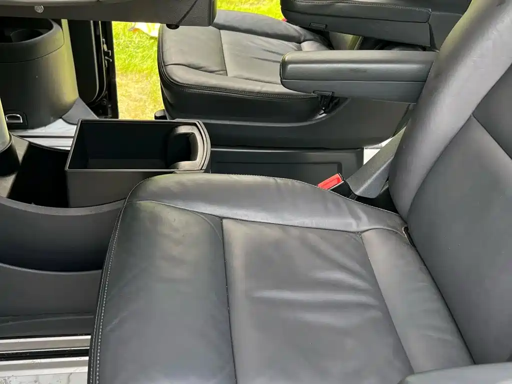 Volkswagen Multivan — миниатюра 11