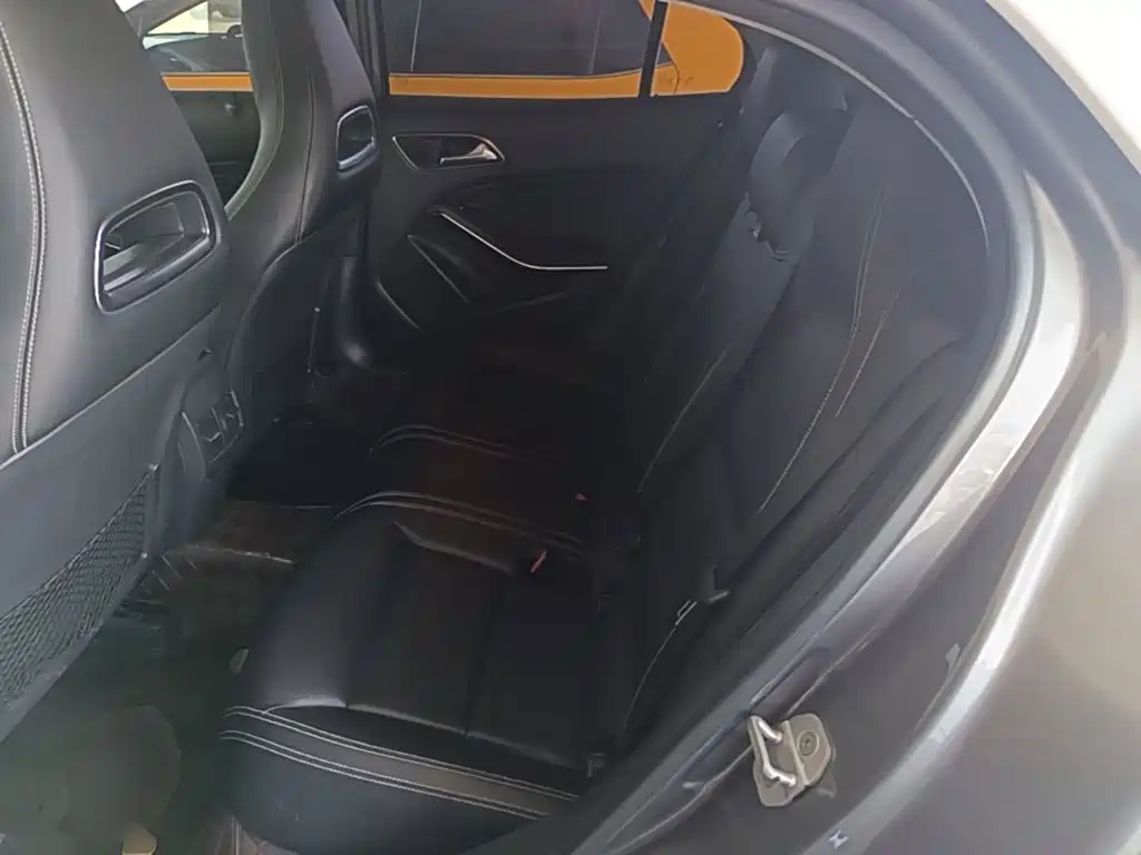 Mercedes-Benz GLA — миниатюра 17